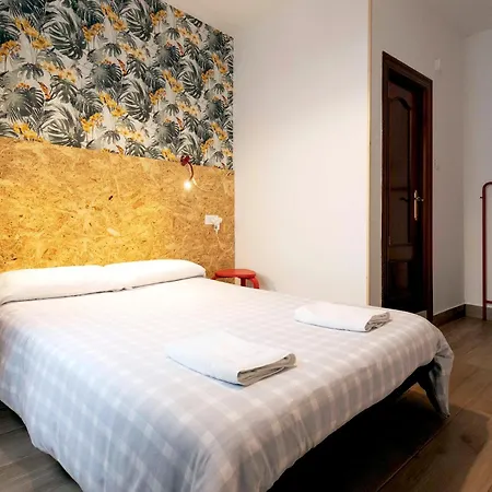 ホステル Green Hostel Oviedo オビエド