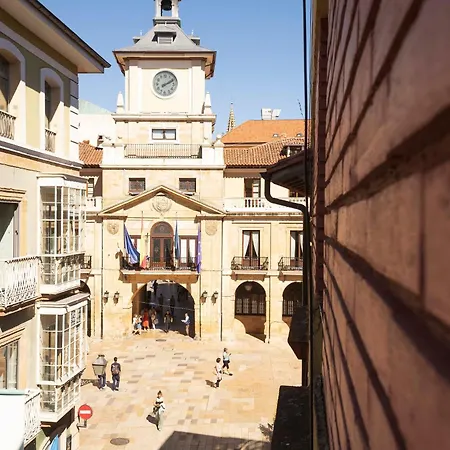 Green Hostel Oviedo Albergue *