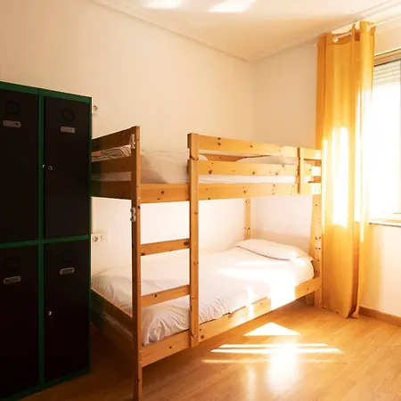 Green Hostel Oviedo オビエド
