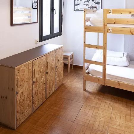 ホステル Green Hostel Oviedo オビエド