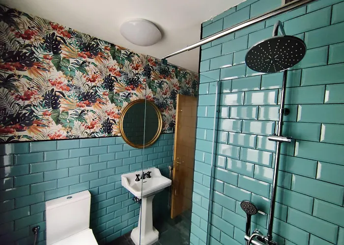 Green Hostel Oviedo * Овьедо