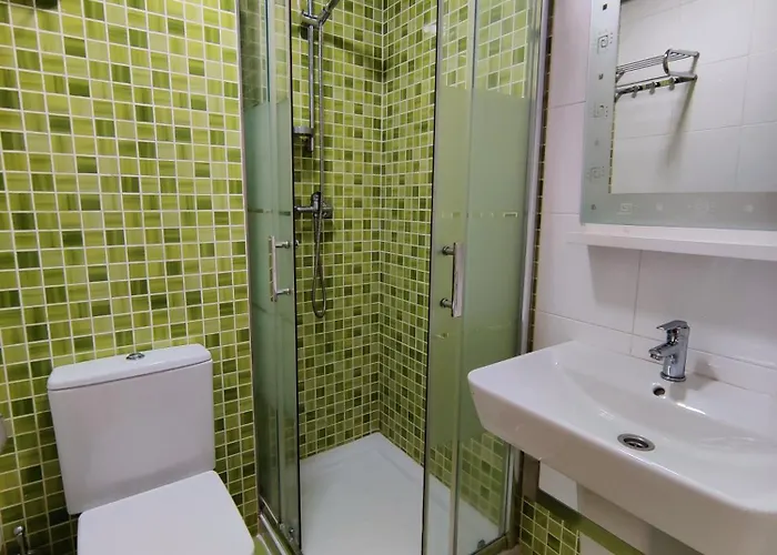 Green Hostel Oviedo Овьедо