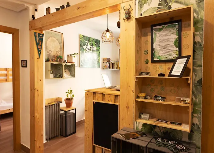 بيت شباب Green Hostel Oviedo *
