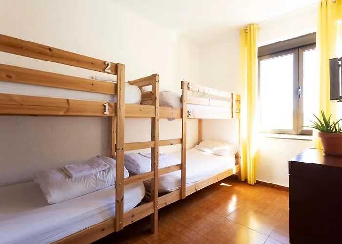 بيت شباب Green Hostel Oviedo