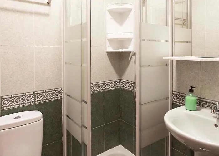 Green Hostel Oviedo بيت شباب اوفيدو