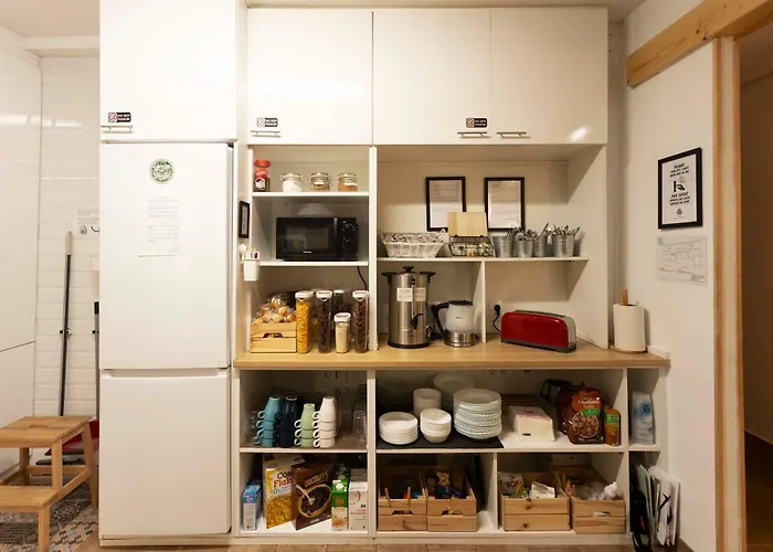 Хостел Green Hostel Oviedo Овьедо